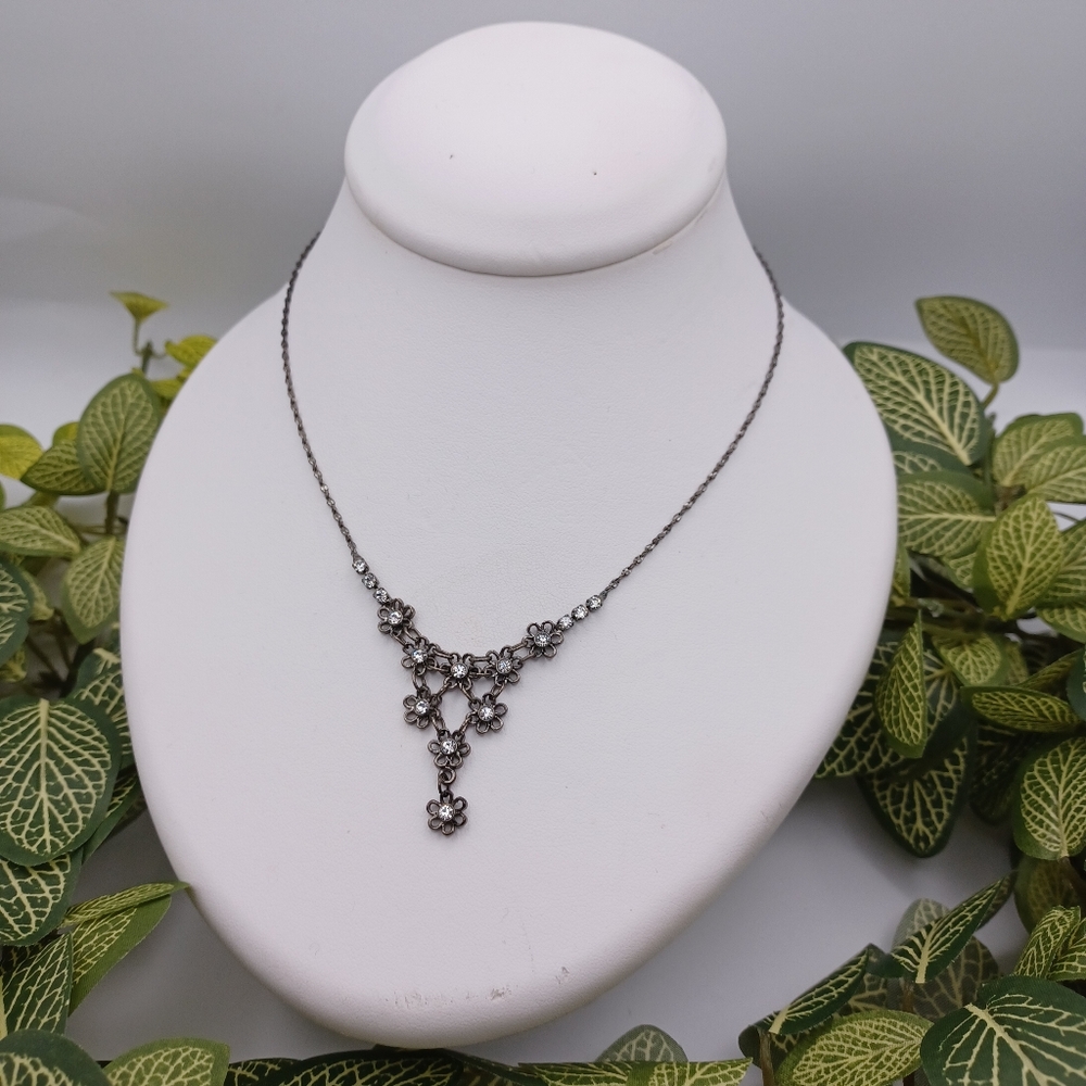 Vintage Floral Necklace